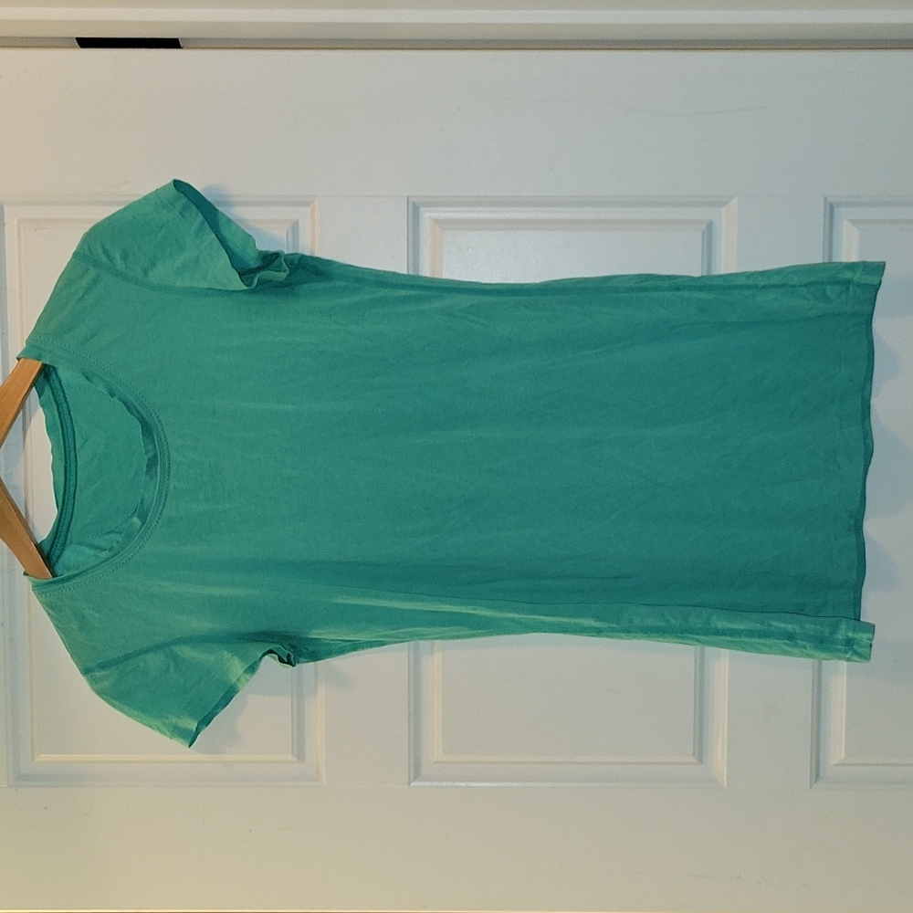 Lululemon Tshirt